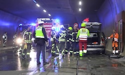 Die Einsatzkräfte im Pfändertunnel 