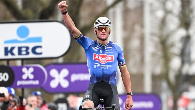 Mathieu van der Poel gewann den ersten Eintagesklassiker der Saison.