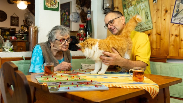 Wolfgang Erkinger kümmert sich um seine Mutter, das Anstellungsmodell macht es möglich.