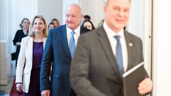 Zumindest die Regierungsspitze hat persönlich ein gutes Verhältnis zueinander. 