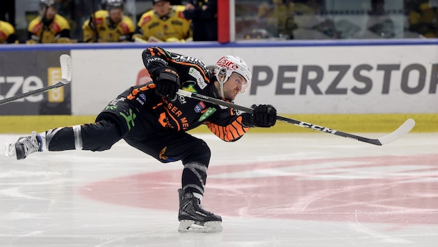 Manuel Ganahl ist auch mit 35 Jahren noch immer eine Bank bei den 99ers. Der Routinier strebt ...