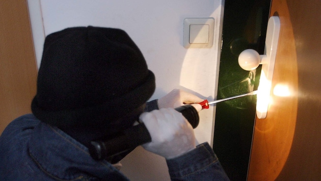 Die Täter kamen über die Nebeneingangstür.