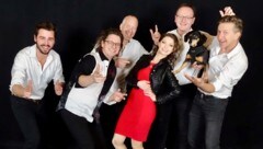 Hans Bayer (3. v. li.) sagt adieu. Franky Wild (2. v. li.) und die Band hoffen auf Nachfolge.