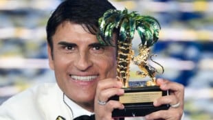 Sal da Vinci durfte sich am Samstagabend über den Sieg in Sanremo freuen. Er darf nun auch zum ...