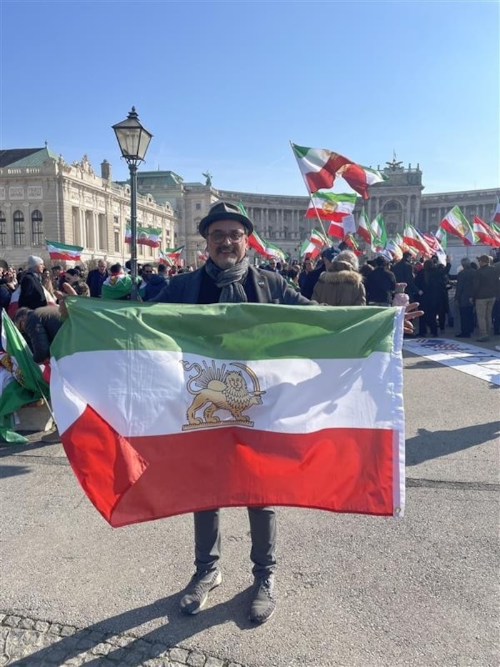 Alirezah spricht von einem freien Iran.