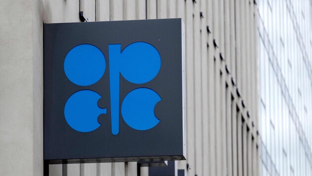 Als Reaktion auf die Eskalation im Nahen Osten heben die OPEC-Staaten die Fördermenge von Rohöl ...
