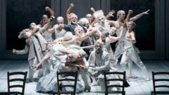 „Die Oper ist eine Geißel der Menschheit, dem Gehirn eines Dämons entsprungen!“ Das singt der ...