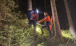 Die Einsatzkräfte vor Ort in Mauterndorf.