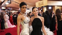 Teyana Taylor und Demi Moore strahlen bei den 32. Actor Awards im Shrine Auditorium in Los ...
