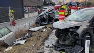 Die Wracks nach dem Crash 