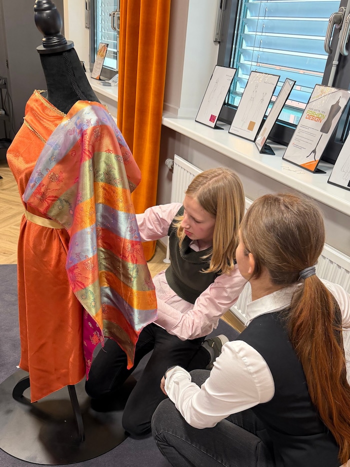 Eine der Stationen ist Fashion und Design.