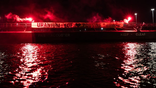Vier Aktivisten wurden nach der Protestaktion in Frankreich festgenommen.