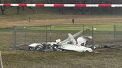 Das Wrack – Nach dem tragischen Flugzeugabsturz herrscht große Trauer um das Todesopfer.