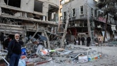 Die Lage im Iran bleibt angespannt: Am Samstagvormittag berichteten Staatsmedien von schweren ...