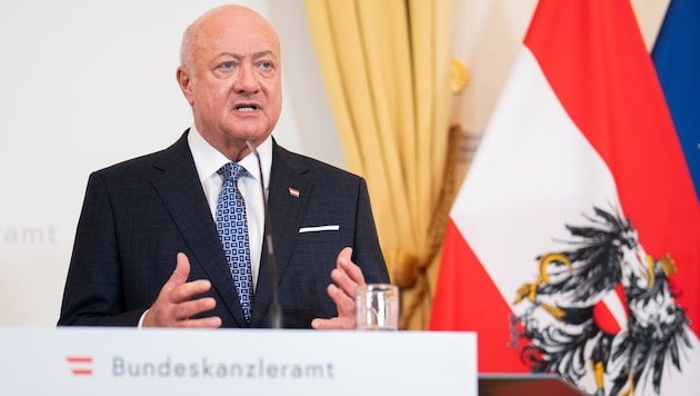 Stocker scheint sich am Ballhausplatz mehr und mehr einzuleben.