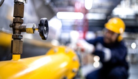 Acht Ölförderländer wollen ihre Produktionsmengen ab April deutlich stärker anheben als von ...