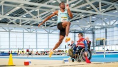 Endiorass Kingley hob verletzungsbedingt mit dem linken Bein ab.