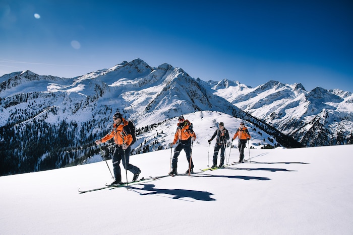 Die Krimmler Bergretter sind regelmäßig draußen unterwegs, um ihre eigenen Fähigkeiten zu ...