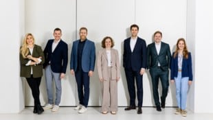 Der Vorstand der Jungen Wirtschaft samt neuer Geschäftsführerin Marie-Christine Häfele (Mitte).