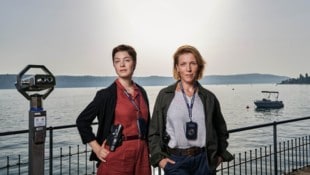 Unterschiedlich, aber an einem Strang ziehend – die Kommissarinnen Chiara Locatelli (Maria ...