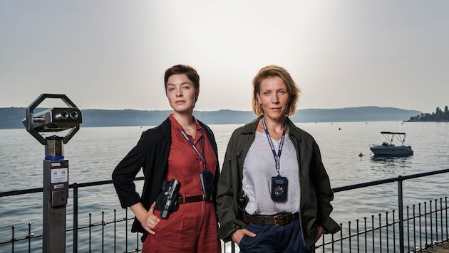 Unterschiedlich, aber an einem Strang ziehend – die Kommissarinnen Chiara Locatelli (Maria ...