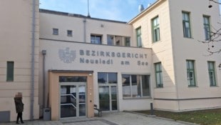 Hier wird sich Mitte April entscheiden, ob die Beklagte ihre Wohnung tatsächlich verlassen muss.