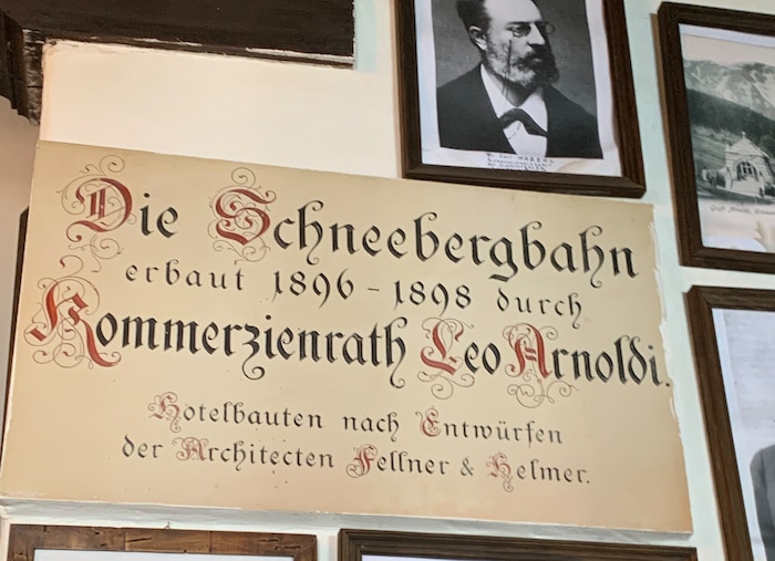 Das Haus steht zwar nicht unter Denkmalschutz, ist jedoch architektonisch sehr wertvoll.