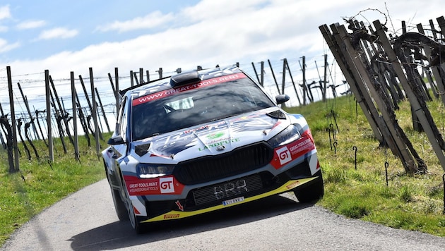 Mundl Baumschlager gibt mit 66 Jahren im Rebenland Gas.