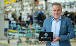 Investor Siegfried Wolf ist über eine Beteiligungsfirma Eigentümer von Steyr Automotive. 