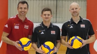 Adam Swaczyna (m.) übernimmt bei Österreichs Volleyballern.