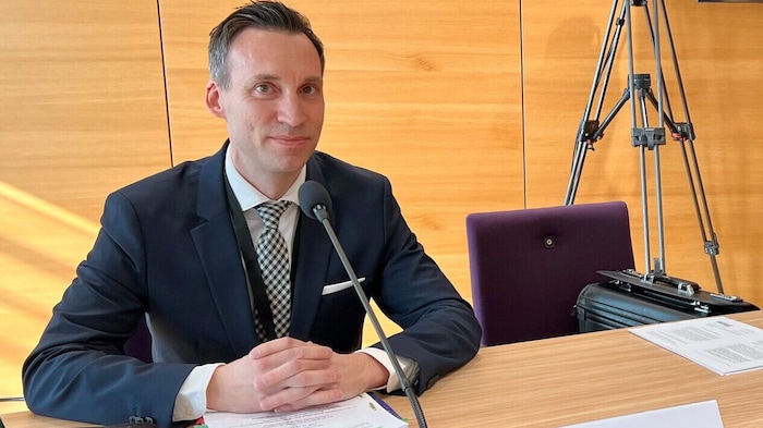Sonderprüfer Johannes Zink stand im U-Ausschuss Rede und Antwort.