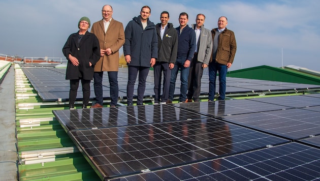 Wallerns Vizebürgermeisterin Sonja Summer, Bürgermeister Ernst Oroszlan, Lukas Haider, ...