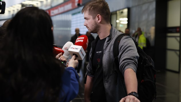 Many emotional moments are expected in Schwechat on Wednesday. The first Austrians who were ...