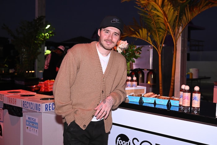 Brooklyn, der mit seinen Eltern gebrochen hat, feiert am Mittwoch seinen 27. Geburtstag.