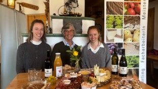 Frauenpower in Ranggen (v. li.): Martina, Maria und Barbara Gutleben vom gleichnamigen Hof.