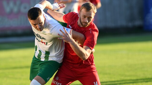 ATSV Wolfsberg mit Baumgartner (re.) und Völkermarkt mit Majanovic führen die Kärntner Liga an. ...
