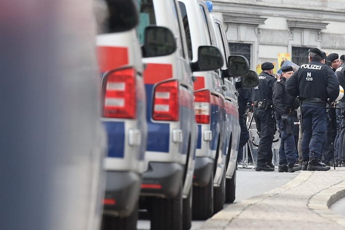 Demonstrationen rechter Gruppen, wie etwa jene der Identitären, verlaufen in der Regel alles ...