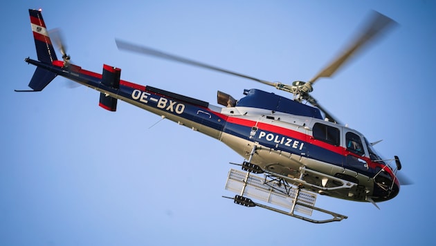 Die Polizei suchte mit Hubschrauber, Drohne und Diensthunden nach dem Mann.