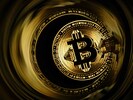 Anfang Februar war der Bitcoin noch kurzzeitig unter 60.000 Dollar gefallen.