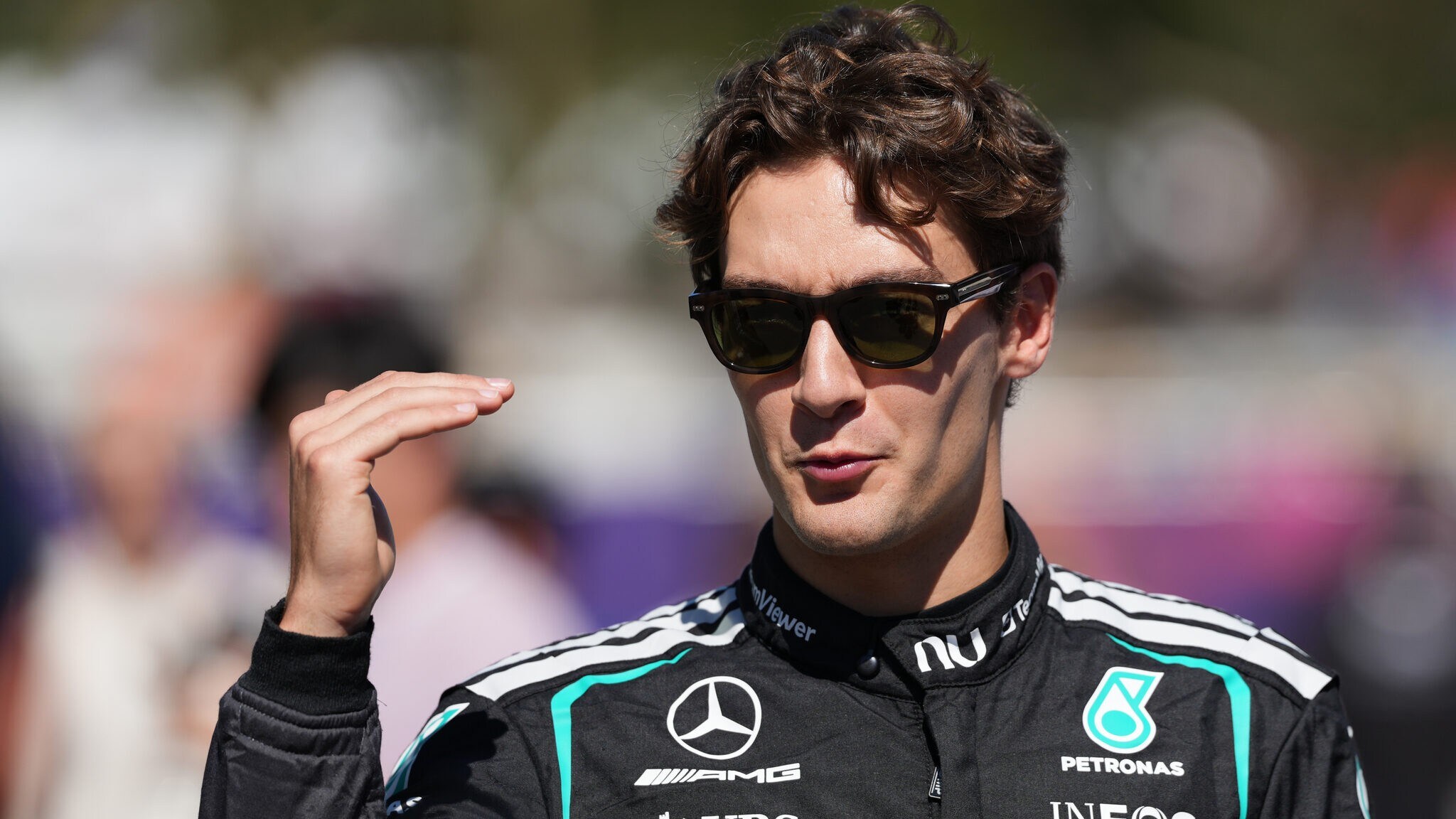 Was ist da los? - Red Bull schwankt, Russell hat einen Verdacht | krone.at