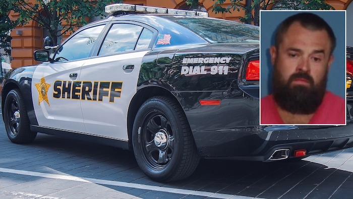 Aaron Spencer hat sich, während er auf seinen Mordprozess wartet, als Sheriff beworben.