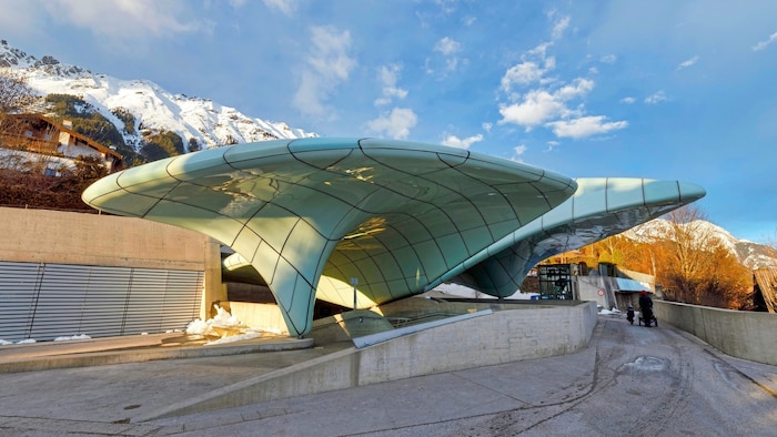 Gletscherkonkurrenz: die Hungerburg-Bahn