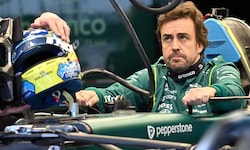 Stirnrunzeln bei Fernando Alonso: Aston Martin hat mit großen Problemen zu kämpfen.