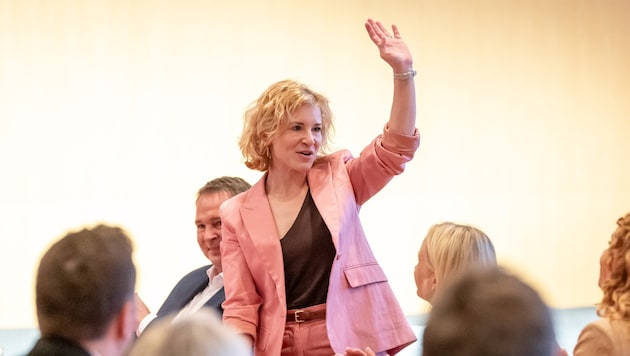 Frauenministerin Eva-Maria Holzleitner beim Tiroler SPÖ-Parteitag vergangenes Jahr