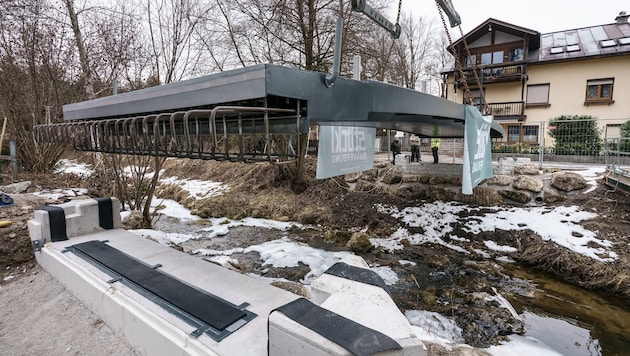 Der Neubau der Brücke am Bachwinkelweg nimmt Form an.