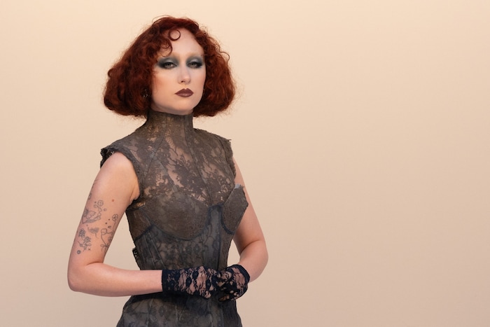 Chappell Roan trägt jetzt ebenfalls die Trendfrisur.