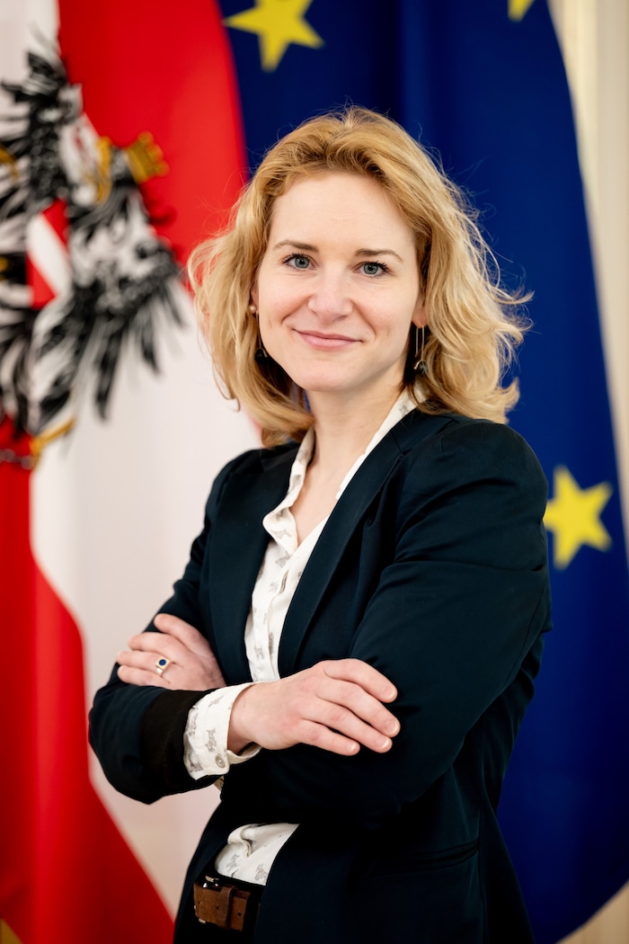 Ministerin Eva-Maria Holzleitner