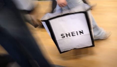 Neben PFAS wurden auch Weichmacher und Schwermetalle in den Kleidungsstücken gefunden.