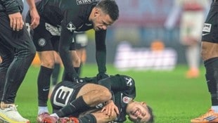 Beim 2:1-Derbysieg gegen den GAK am 7. Dezember endete die Saison für Leon Grgic mit ...