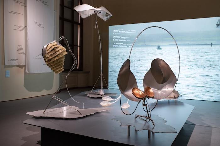 „Nobody Told Me Rivers Dream“ spürt mit technischen Mitteln die seelenvolle Intelligenz der ...